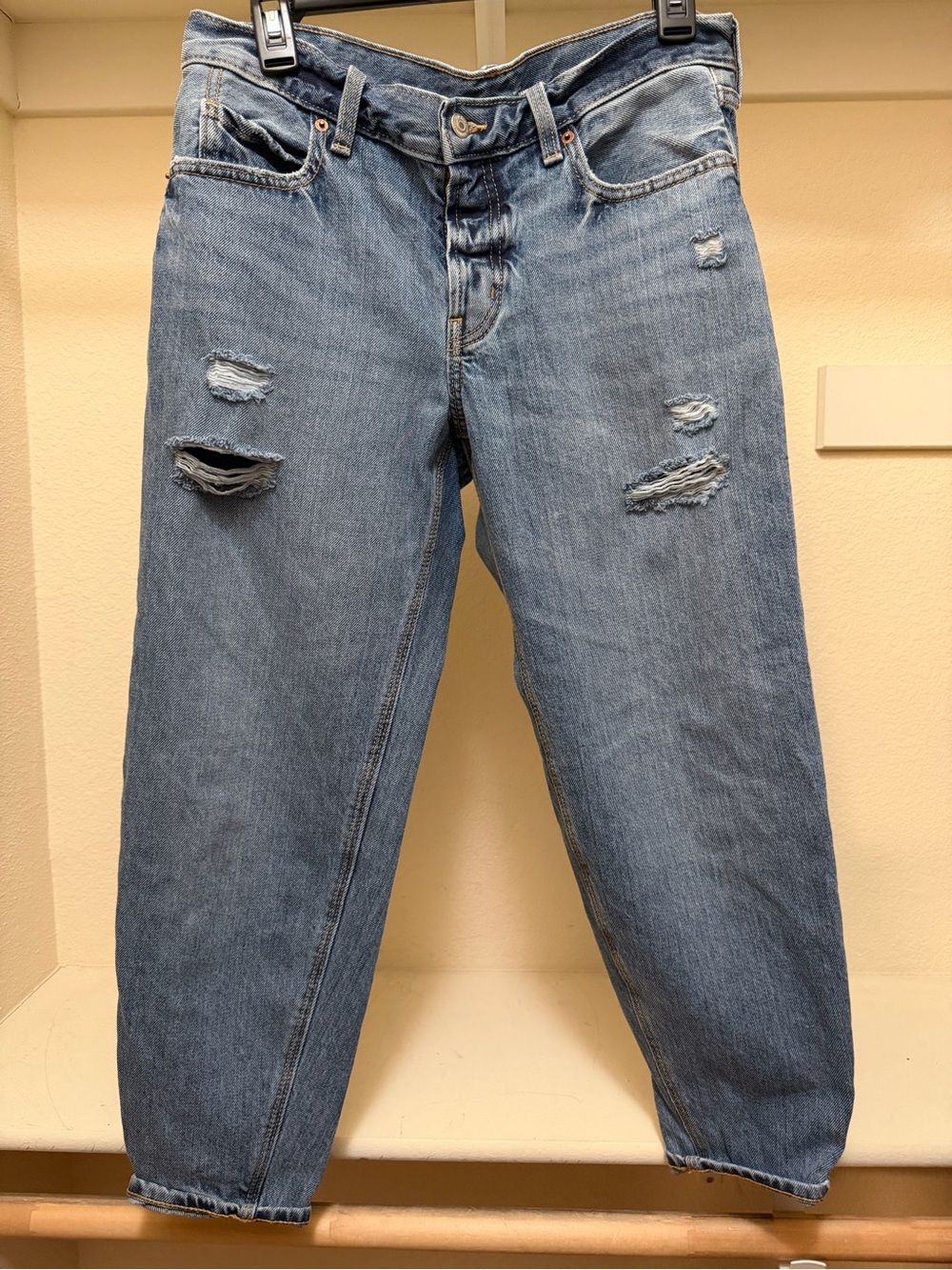 Old Navy Slouchy Taper Distressed Jeans 4